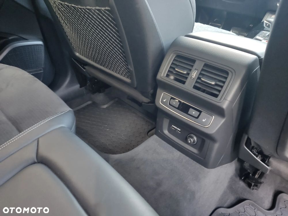 Audi SQ5 - 16