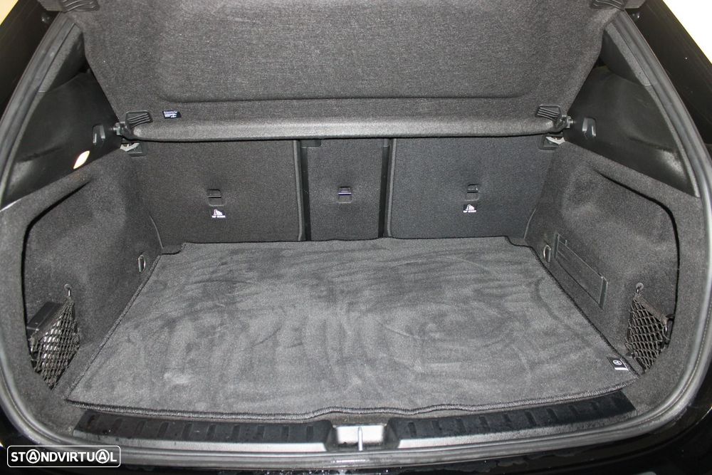 Mercedes-Benz EQA 250 AMG Line — fotografia 33