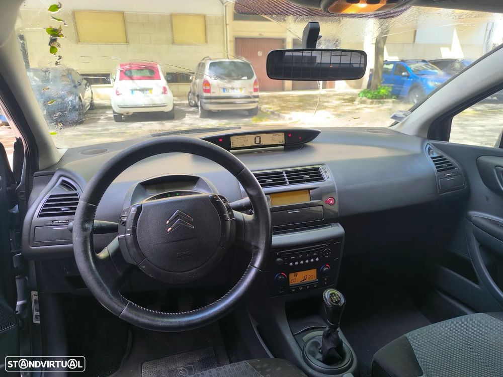 Citroën C4 1.6 HDi 110 VTS - 10