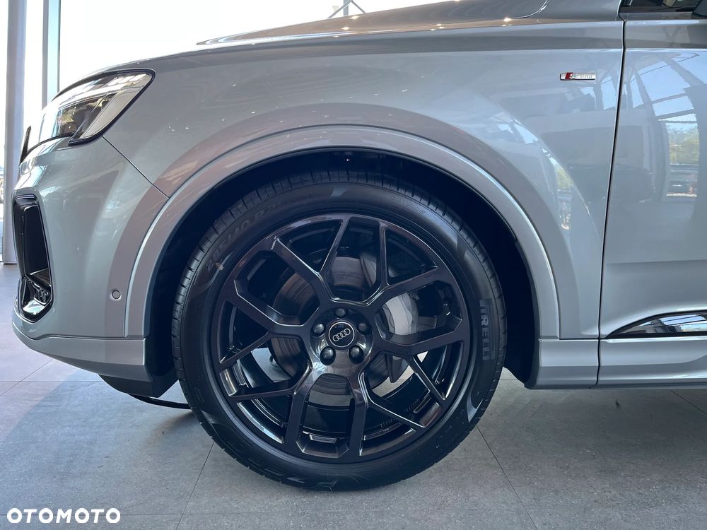 Audi Q7 - 6
