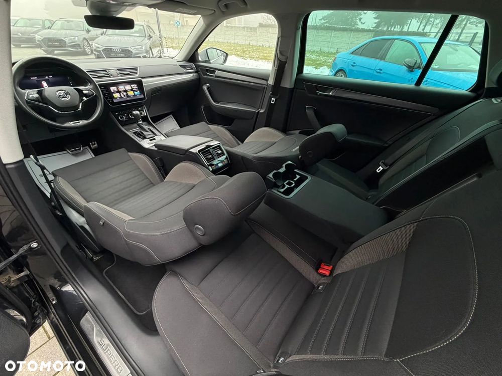 Skoda Superb 2.0 TDI 4x4 DSG Scout - 17