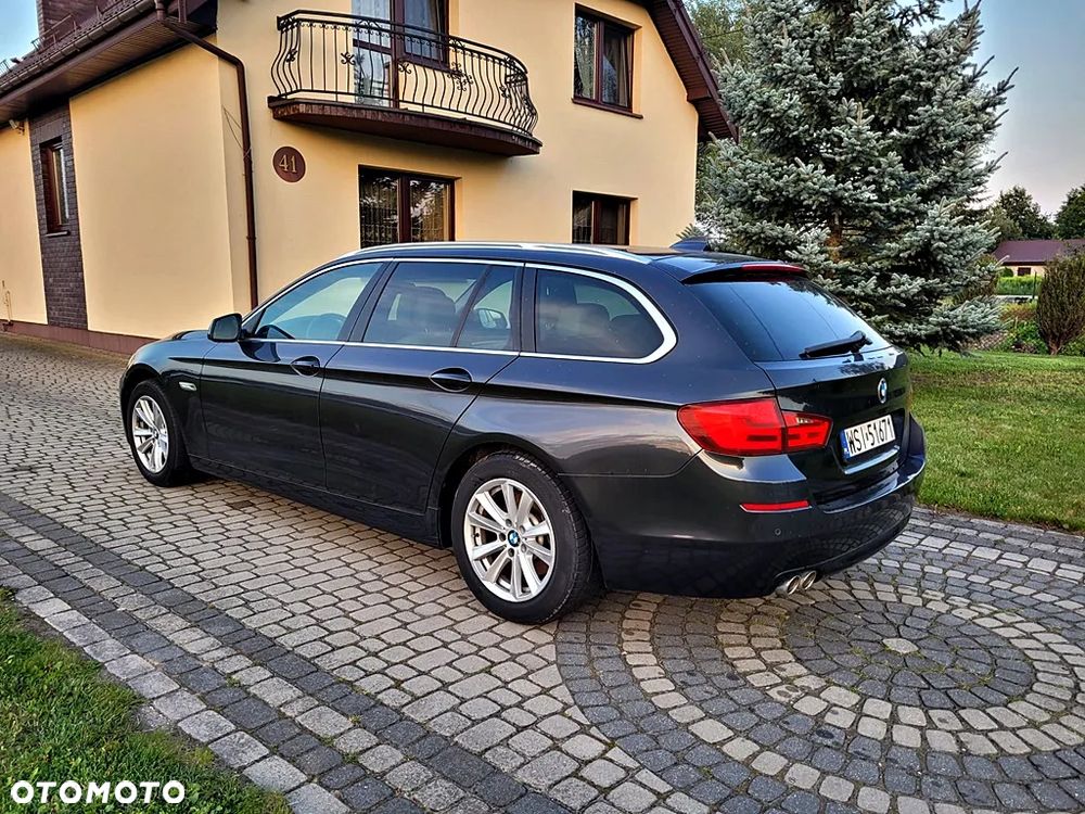 BMW Seria 5 520d Luxury Line - 4