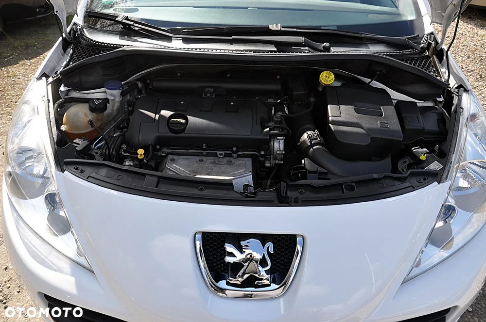 Peugeot 207 95 VTi Urban Move - 27