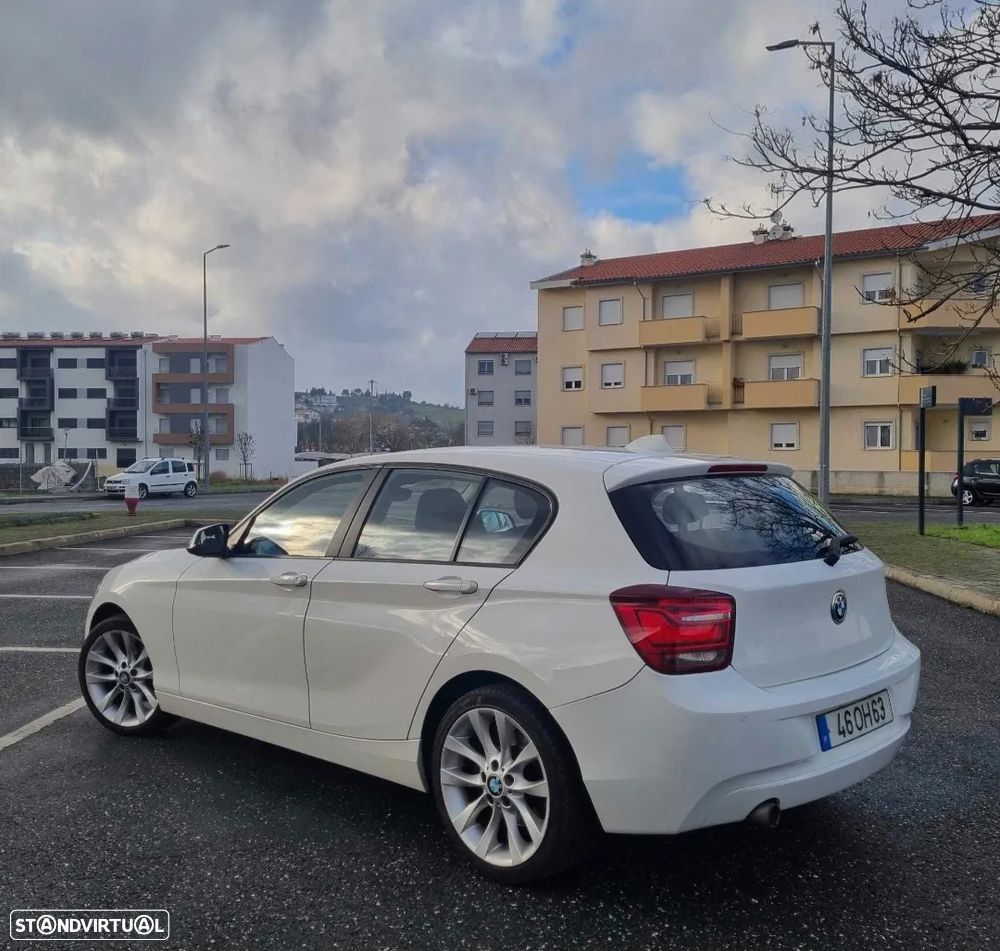 BMW 120 d Sport Line - 9