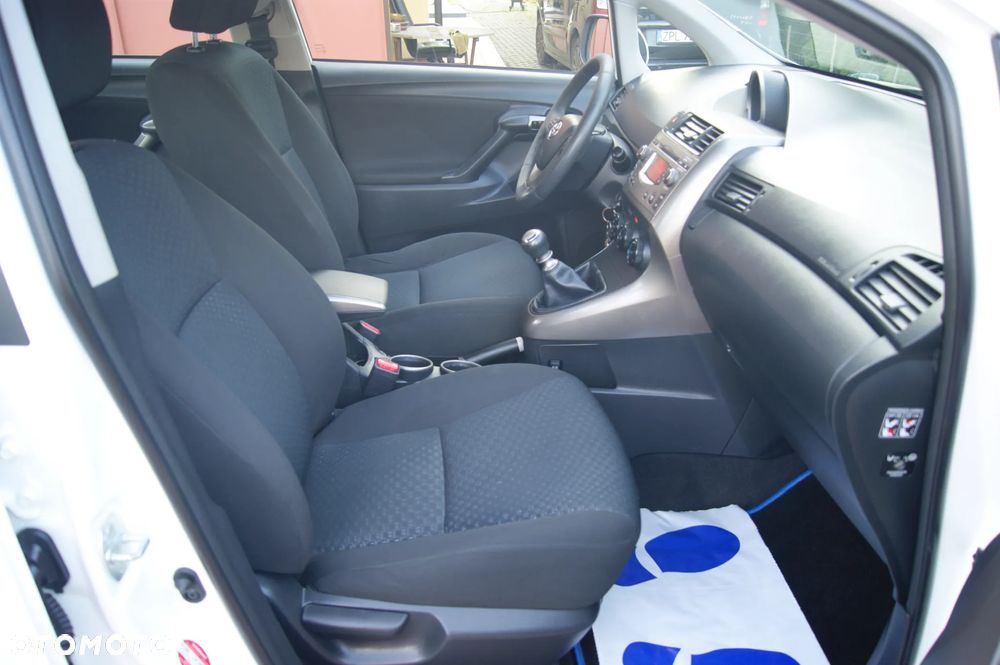Toyota Verso 1.6 Life - 24