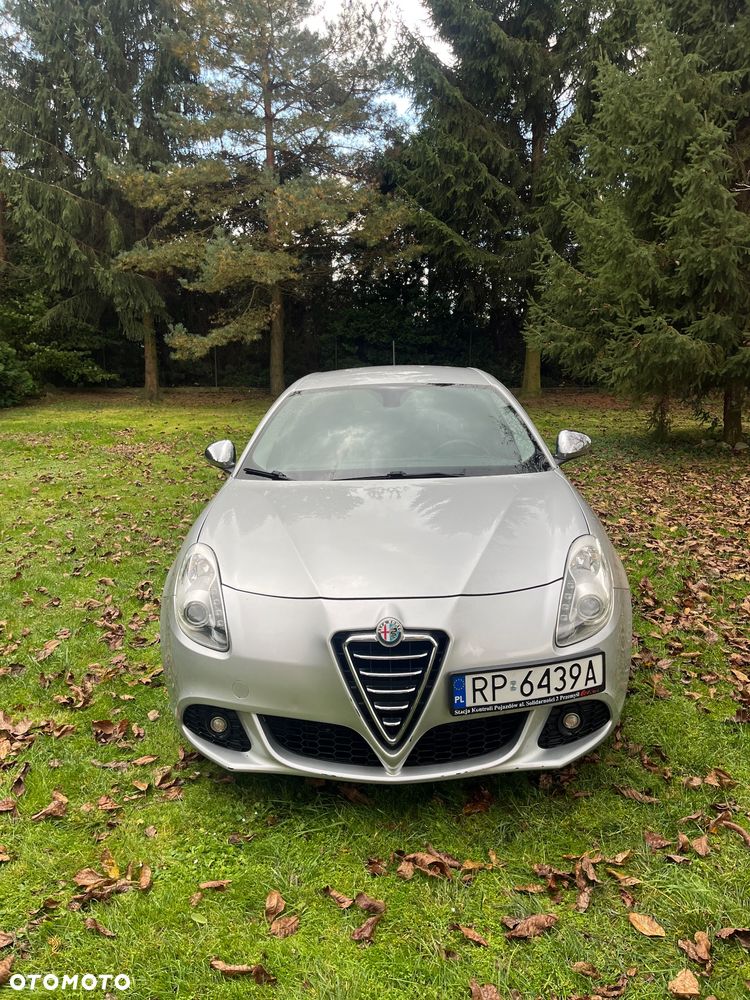 Alfa Romeo Giulietta 2.0 JTDM 16V - 2