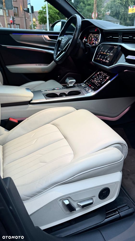 Audi A6 Allroad - 33