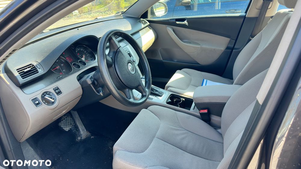 Volkswagen Passat 2.0 TDI DPF DSG Comfortline - 13