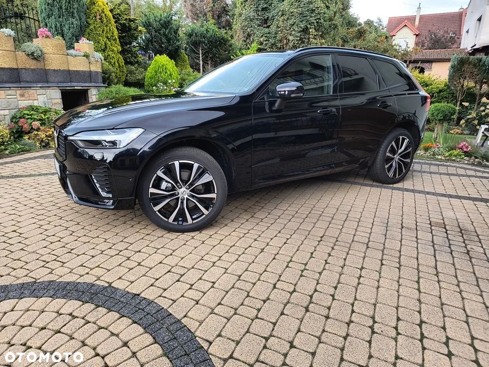 Volvo XC 60 B5 B AWD Plus Black Edition - 5