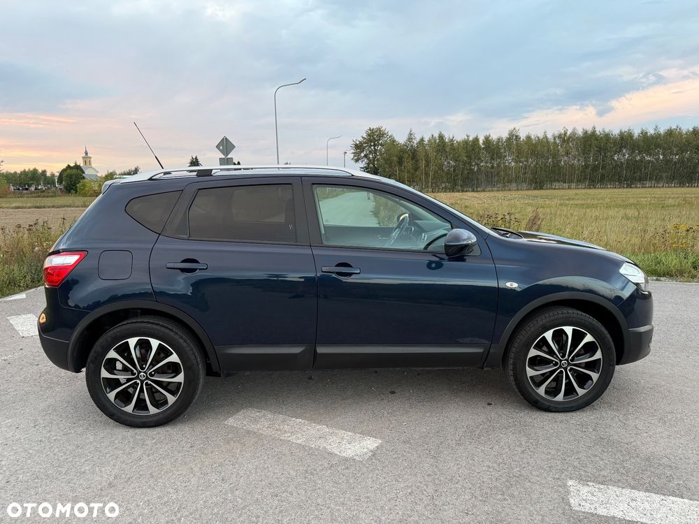 Nissan Qashqai 2.0 4 x 4 tekna - 8