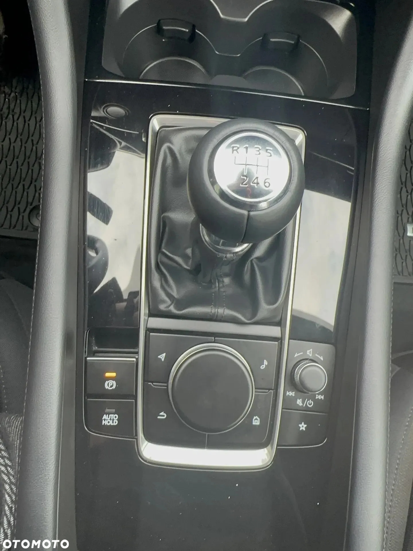 Mazda 3 - 26