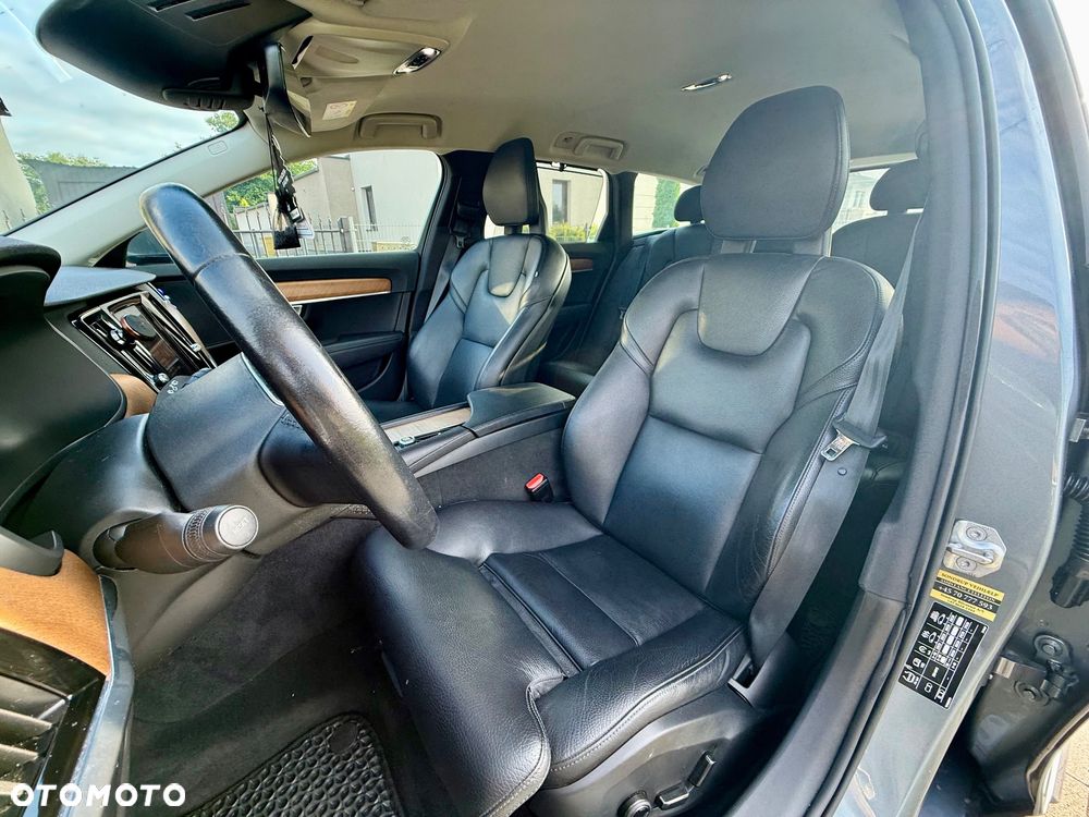 Volvo V90 D5 AWD Geartronic Momentum - 29