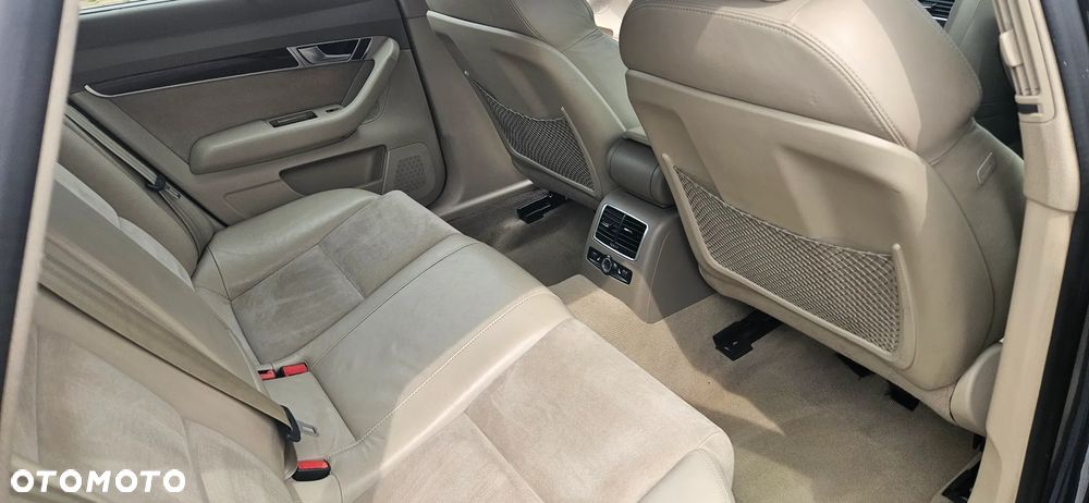 Audi A6 Limousine 3.2 FSI Quattro Tiptronic - 14