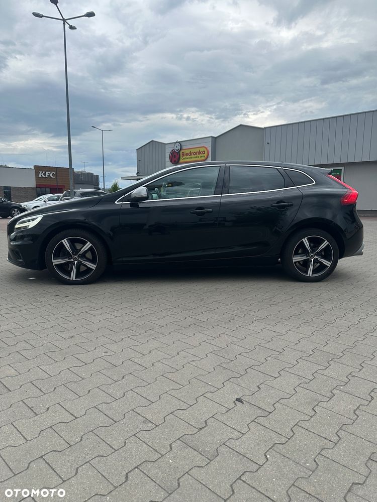 Volvo V40 T3 Drive-E R-Design Momentum - 7