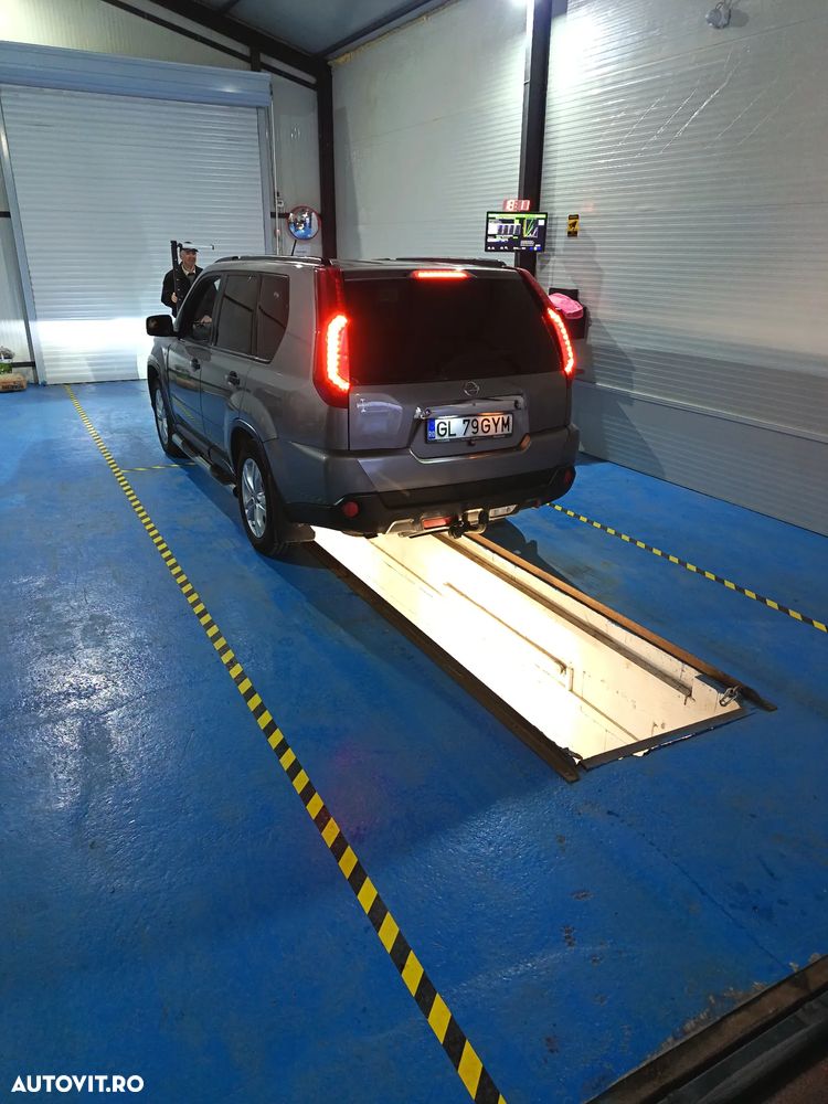 Nissan X-Trail 2.0 dCi 4x4 DPF SE - 6