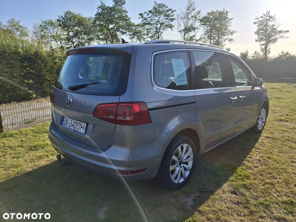Volkswagen Sharan 2.0 TDI Comfortline DSG - 4
