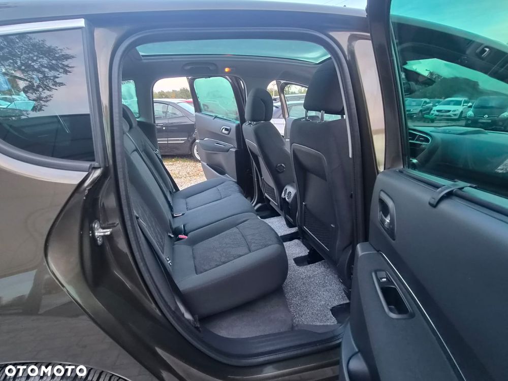 Peugeot 3008 1.6 Premium - 28