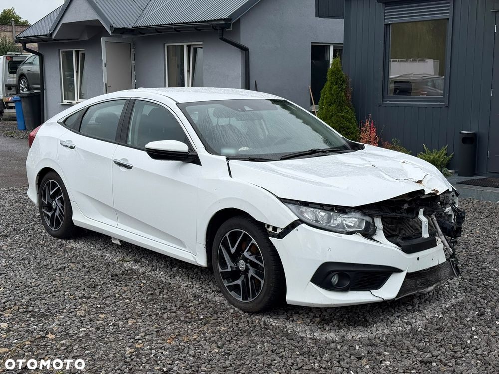 Honda Civic 1.5 T Elegance CVT - 10