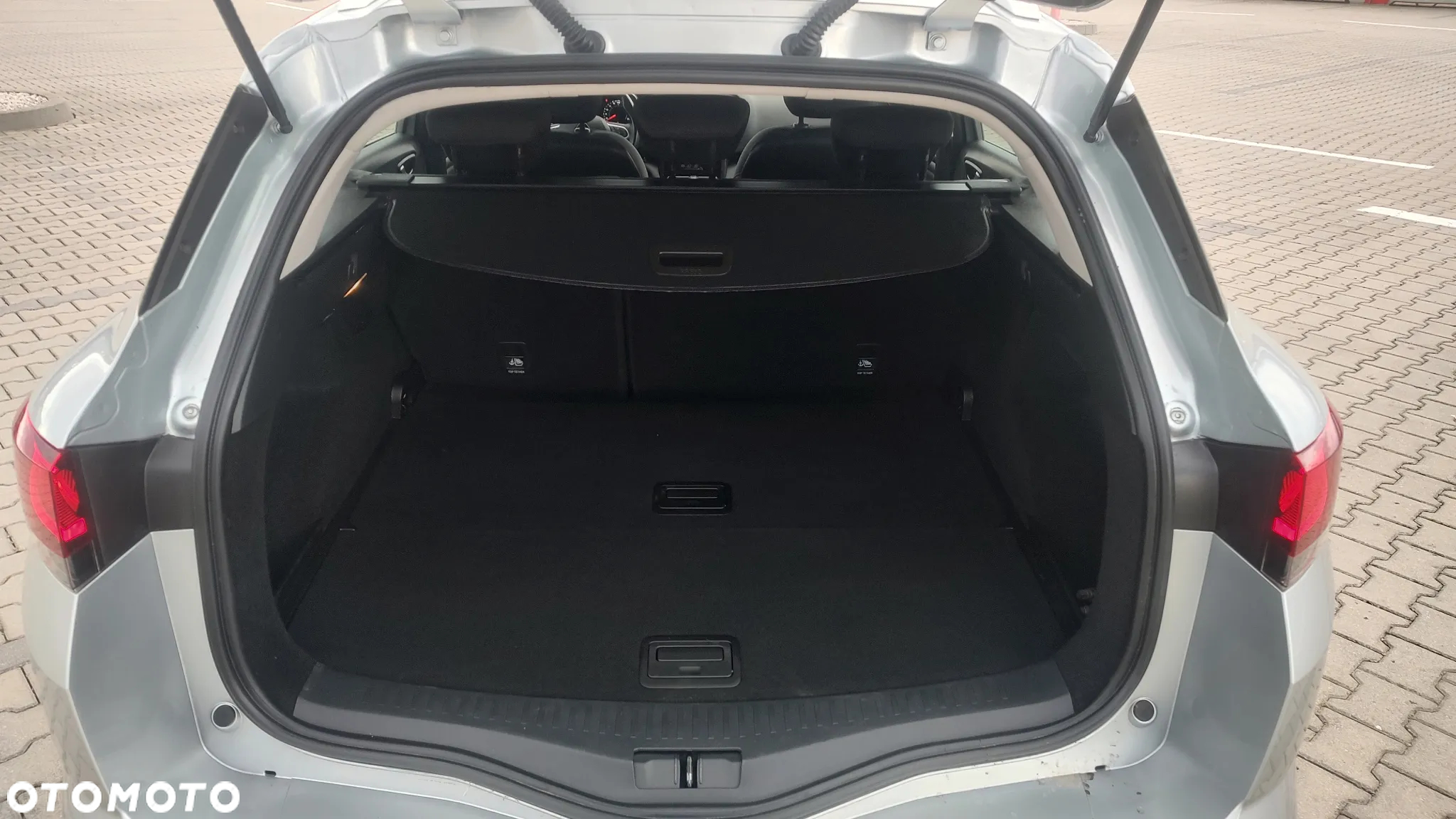 Renault Megane 1.3 TCe FAP Zen - 37
