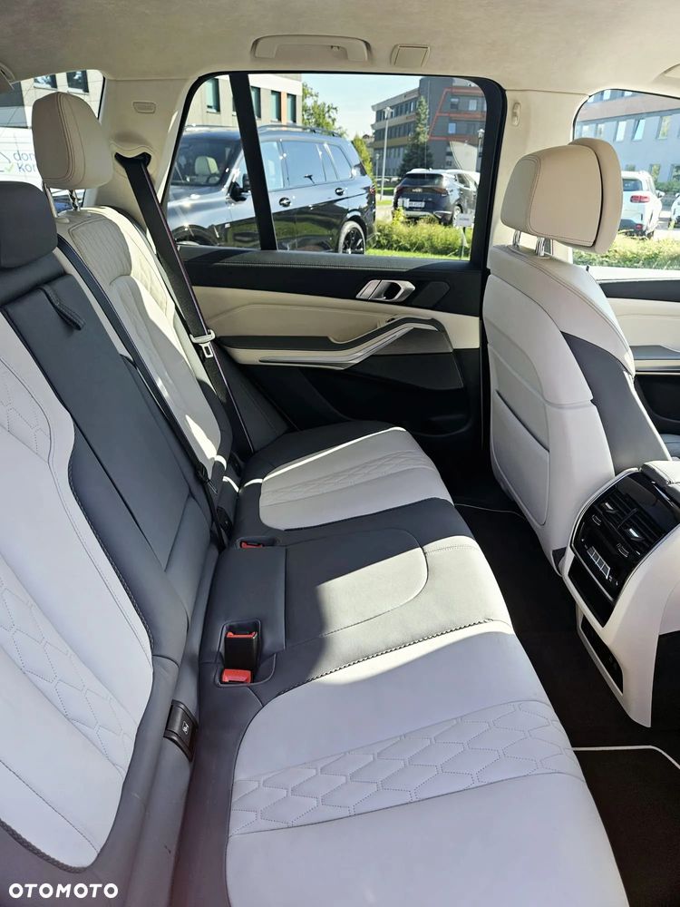 BMW X5 xDrive40i - 6