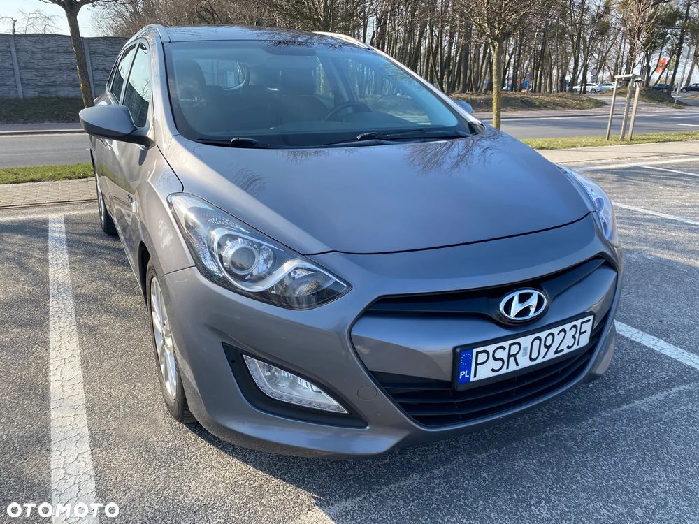 Hyundai i30 blue Kombi 1.6 GDi Style - 20
