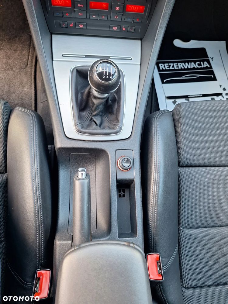 Audi A4 2.0 TDI DPF S line Sportpaket (plus) - 22