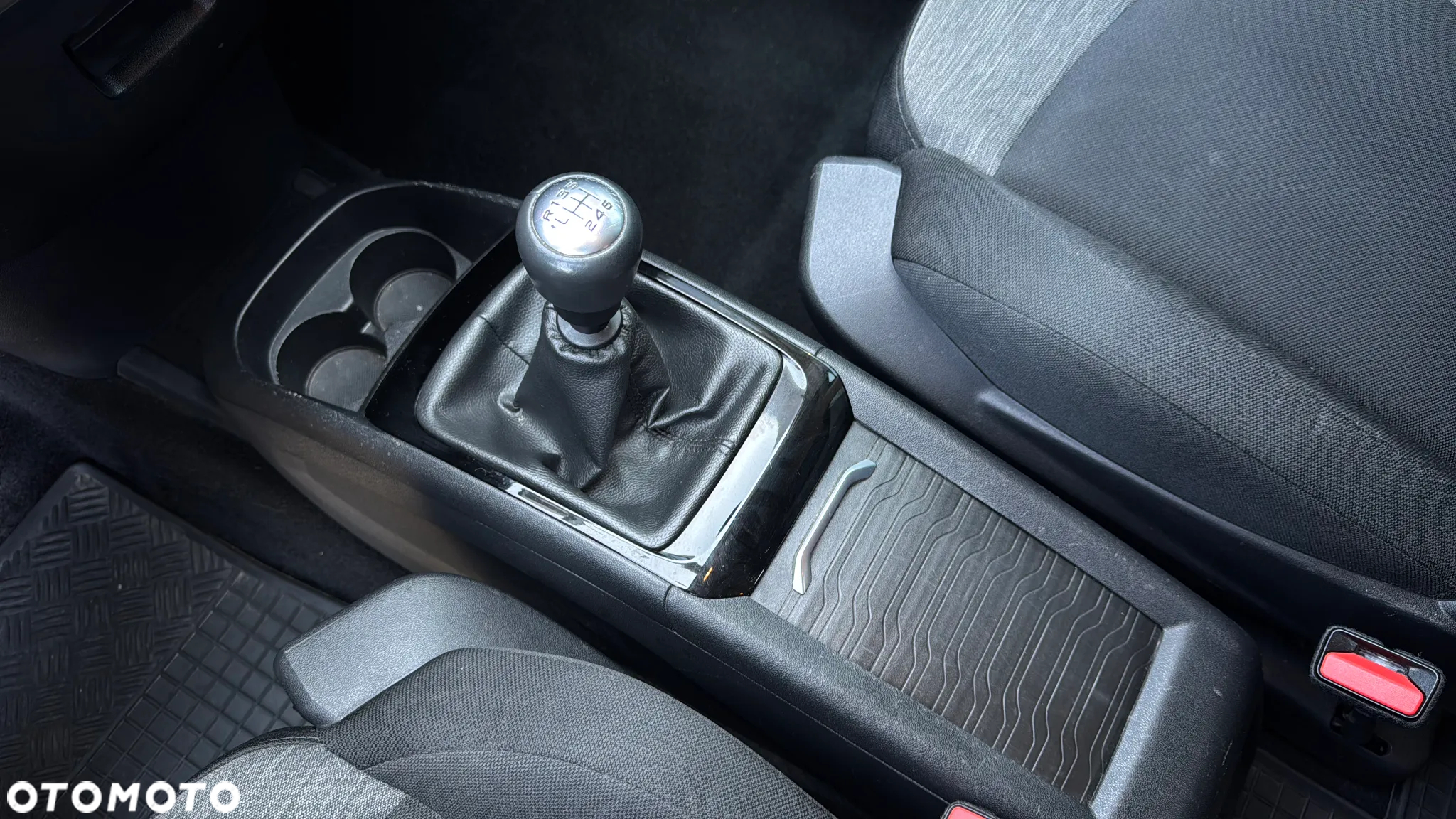 Citroën C4 Picasso 1.2 PureTech MoreLife S&S - 16