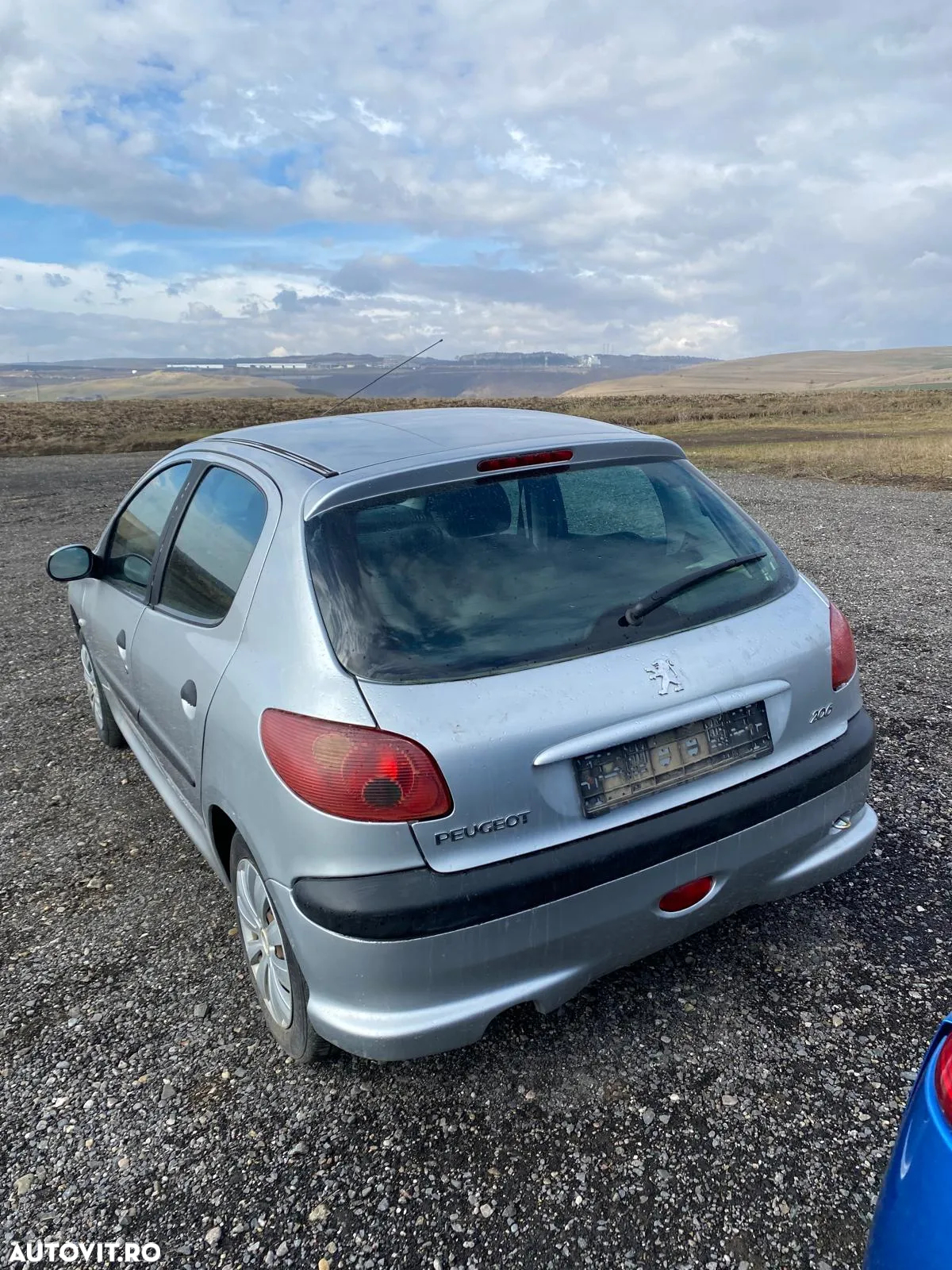 Dezmembrez piese Peugeot 206 - 3