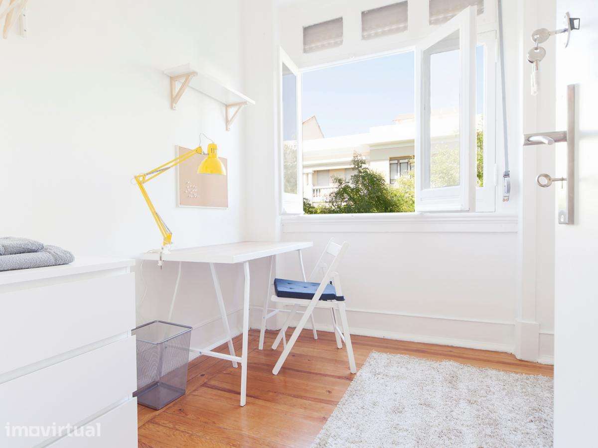 Quarto - localizado em São Sebastião Lisbon - Grande imagem: 2/15