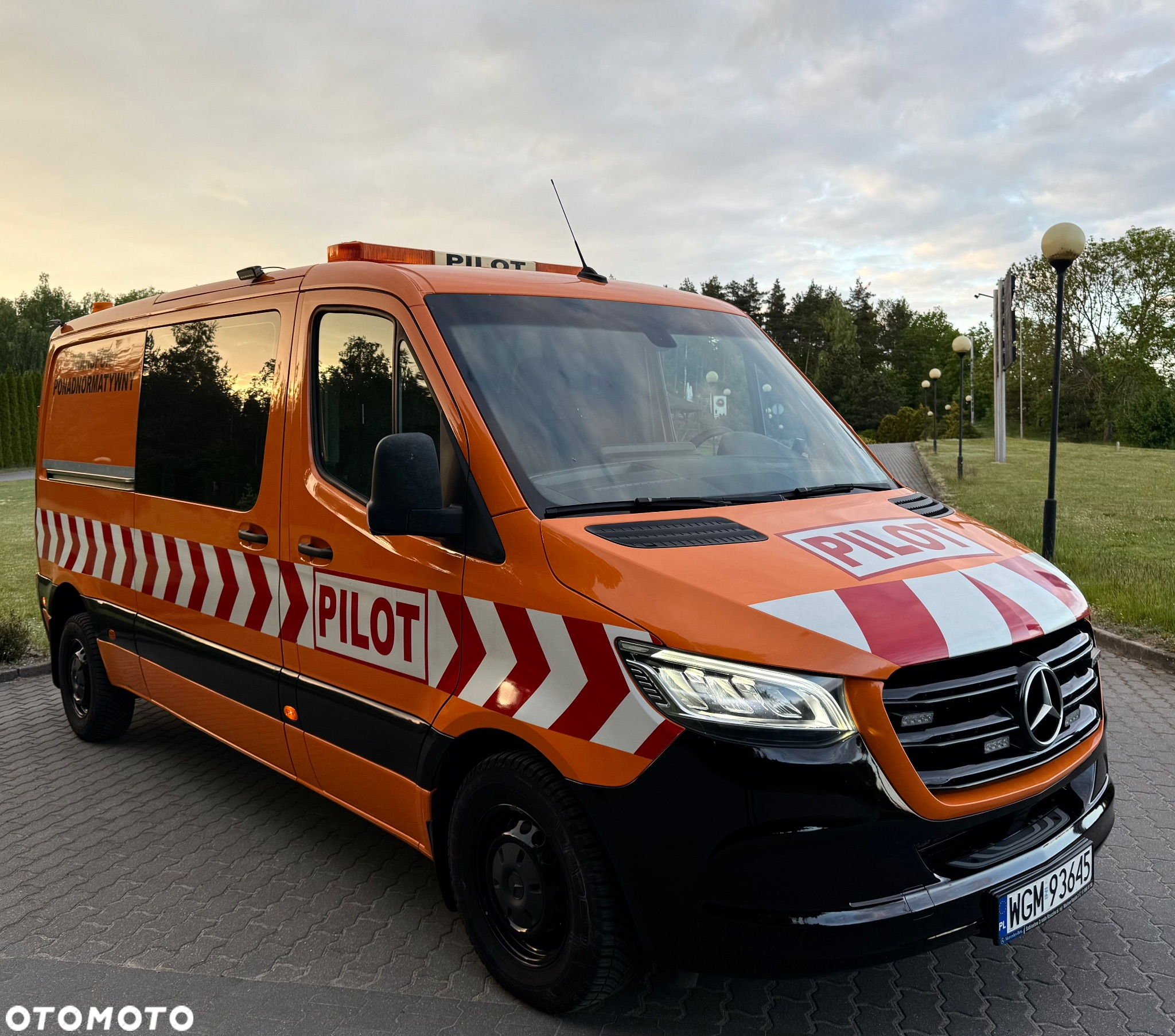 Mercedes-Benz SPRINTER - 4