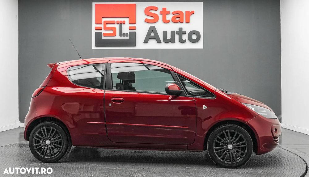 Mitsubishi Colt - 10