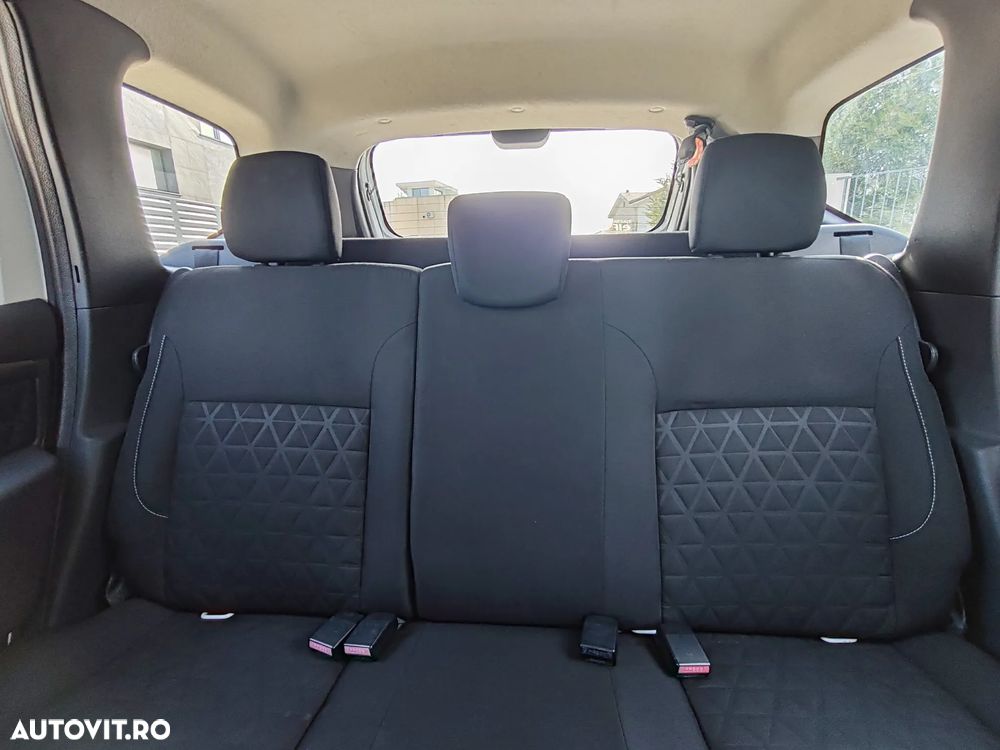 Dacia Duster 1.5 dCi 4x4 Ambiance - 10