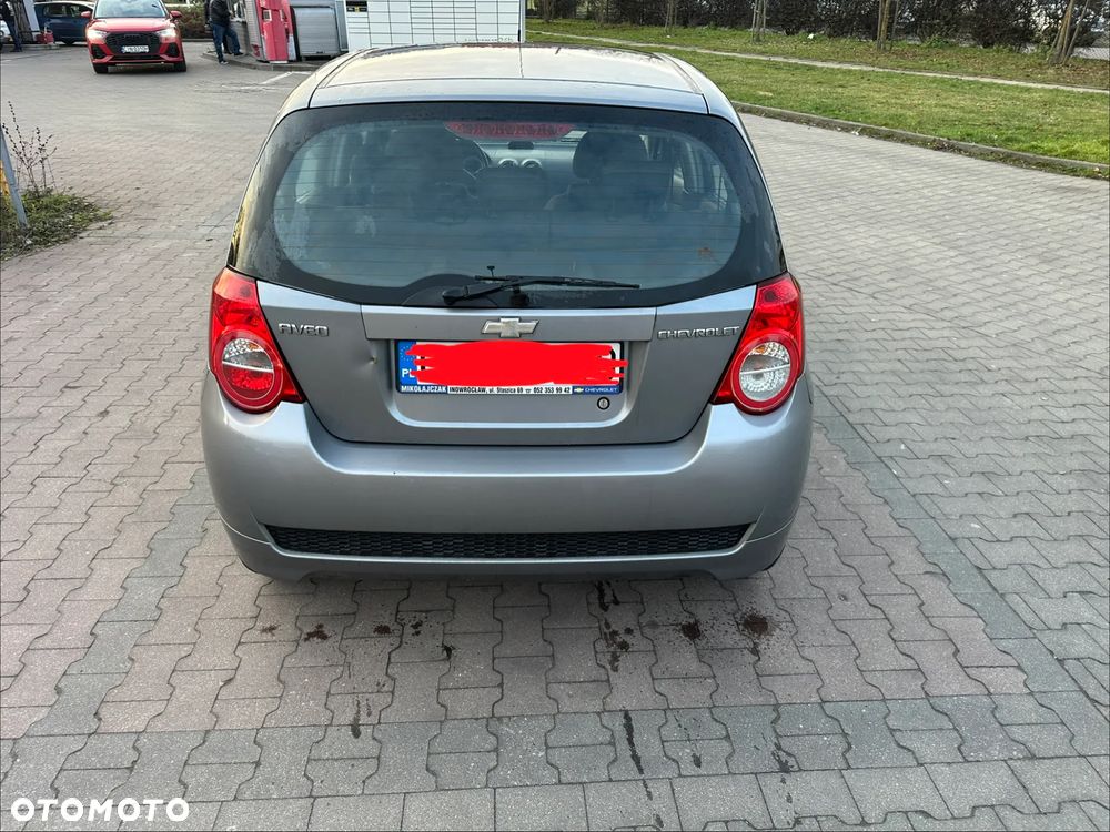Chevrolet Aveo 1.2 16V Base - 4