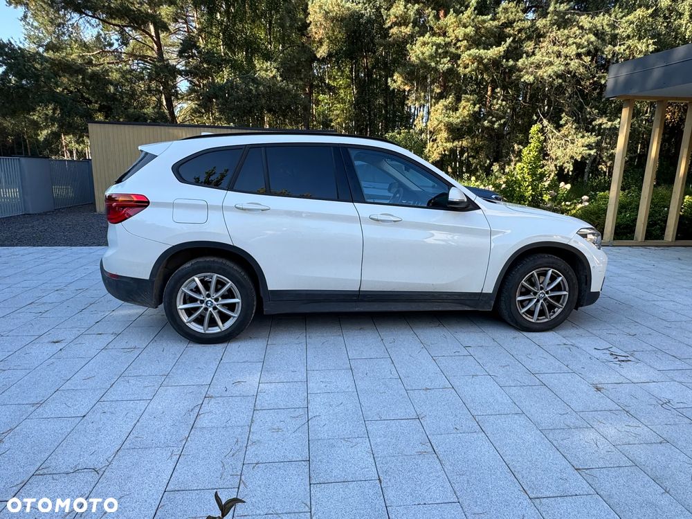 BMW X1 sDrive18i Advantage - 5
