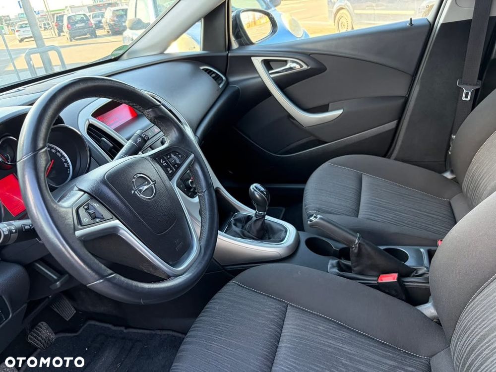 Opel Astra - 9