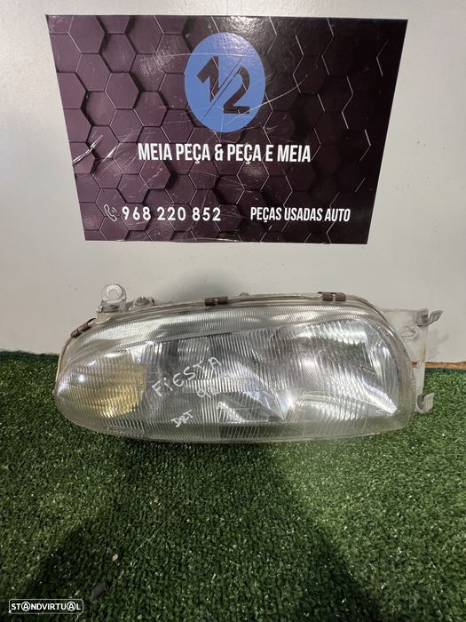 Farol direito Ford Fiesta 1998 - 1