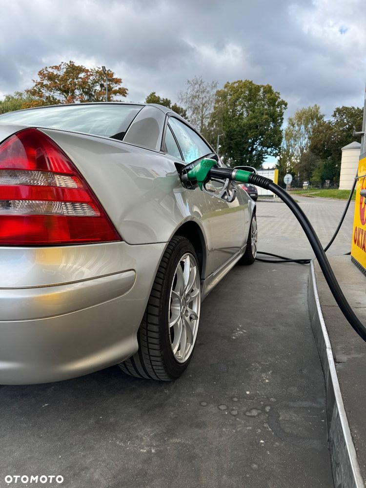 Mercedes-Benz SLK - 10