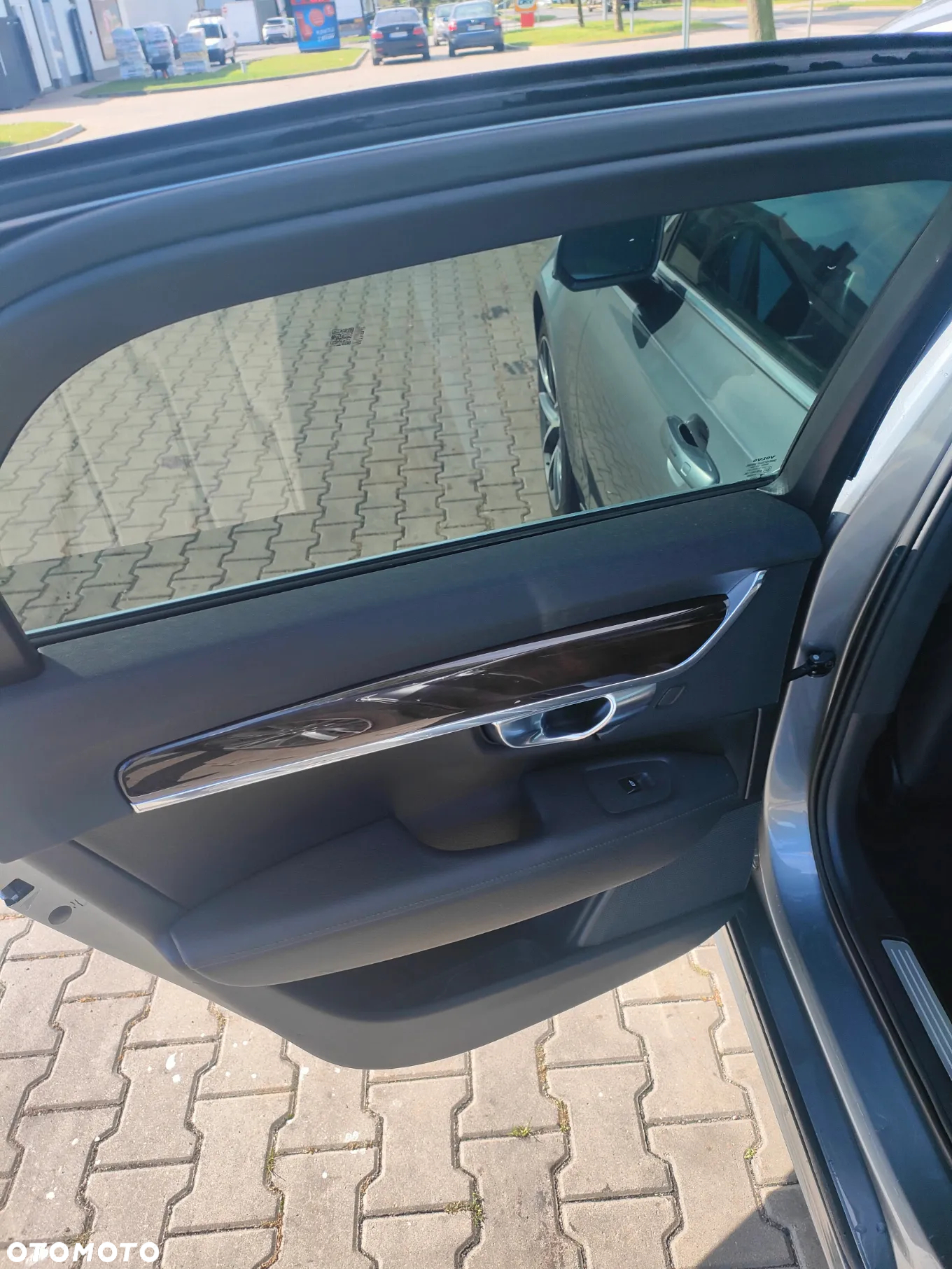 Volvo S90 D5 SCR AWD Momentum Pro - 12