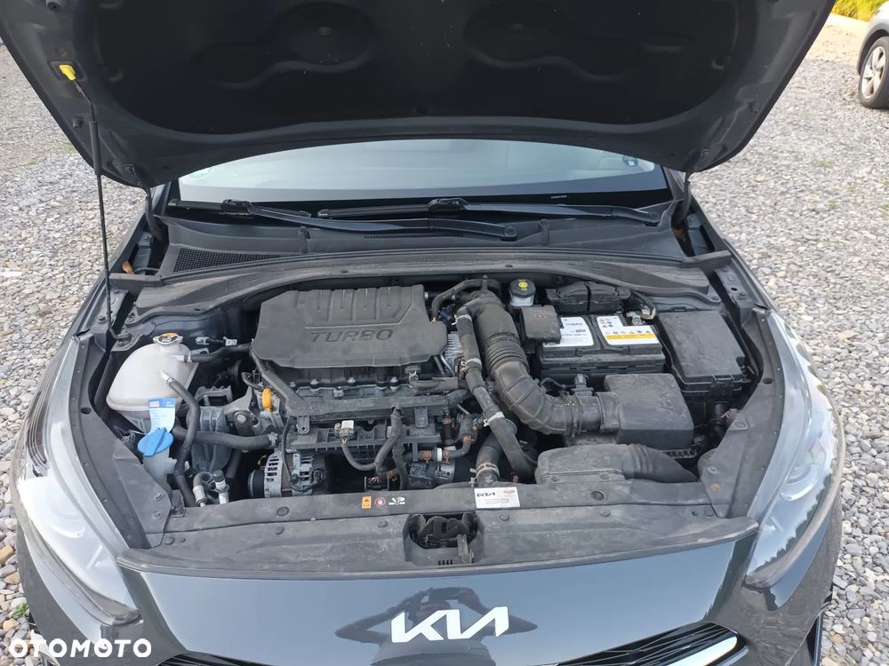 Kia Ceed - 12