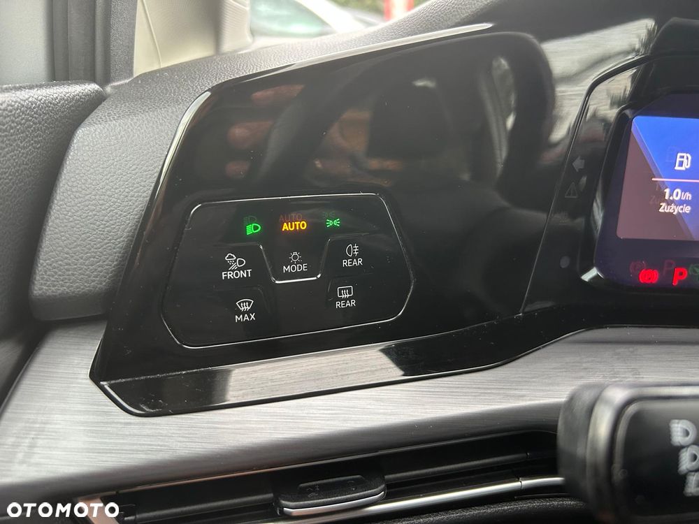 Volkswagen Golf 1.5 TSI ACT OPF DSG Comfortline - 36