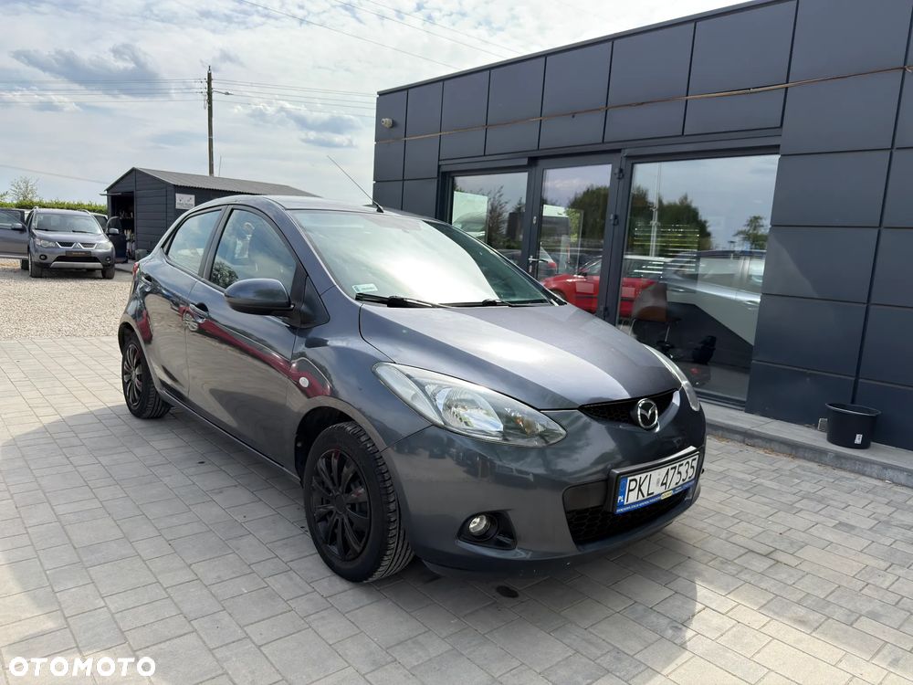 Mazda 2 - 3