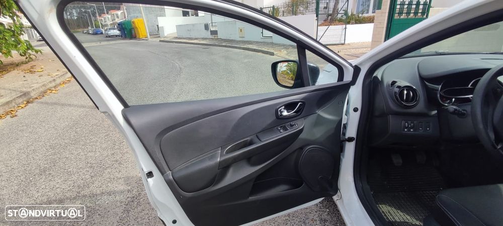 Renault Clio Sport Tourer 0.9 TCE Confort - 11