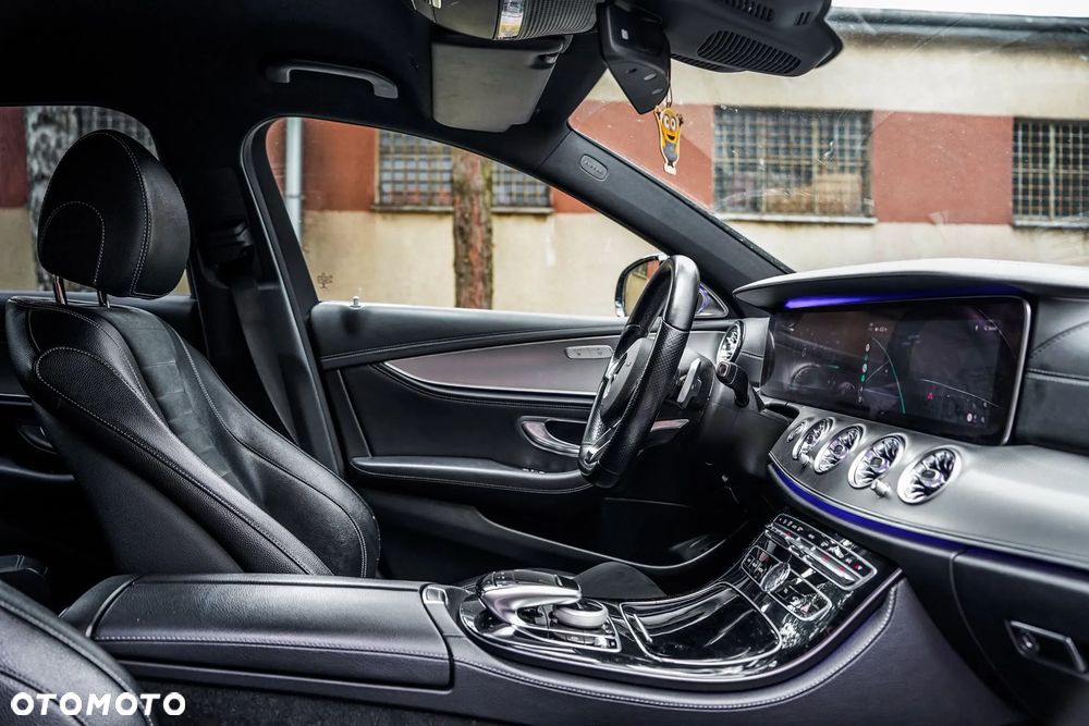 Mercedes-Benz Klasa E 220 d 9G-TRONIC - 19
