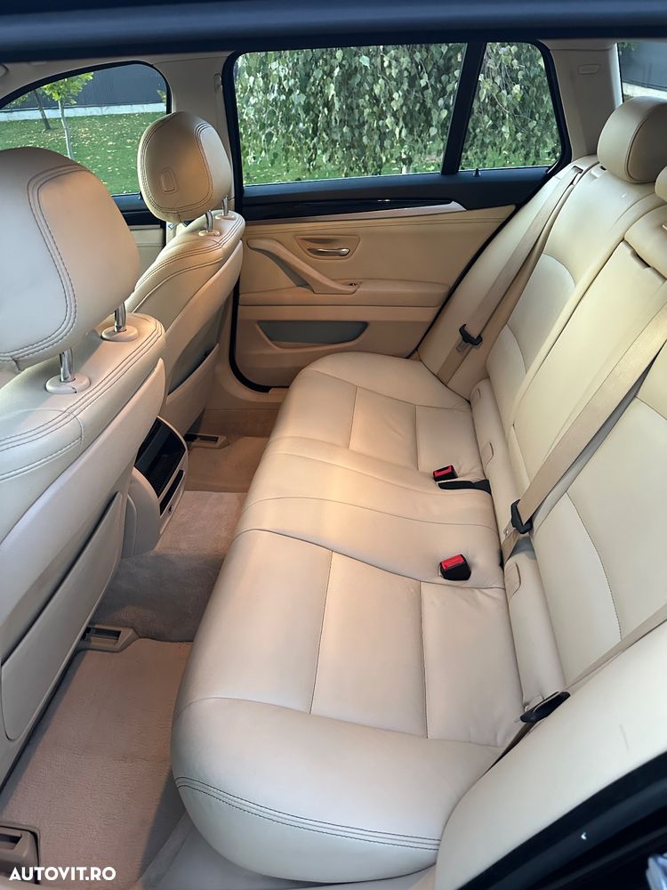 BMW Seria 5 520d xDrive Touring Aut. - 4