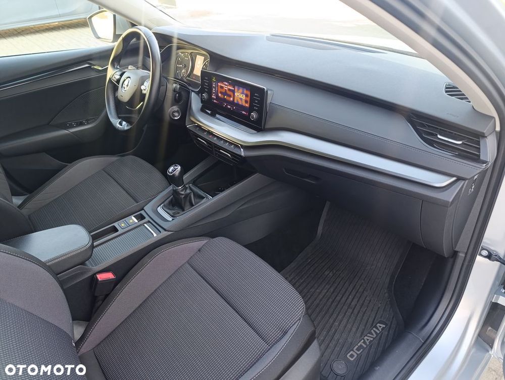 Skoda Octavia 1.5 TSI GPF ACT Ambition - 19
