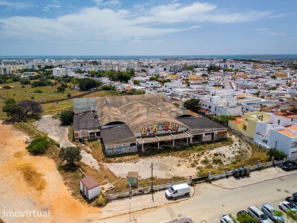 Terreno com projeto aprovado para 150 Apartamentos em Olhão - Grande imagem: 2/17
