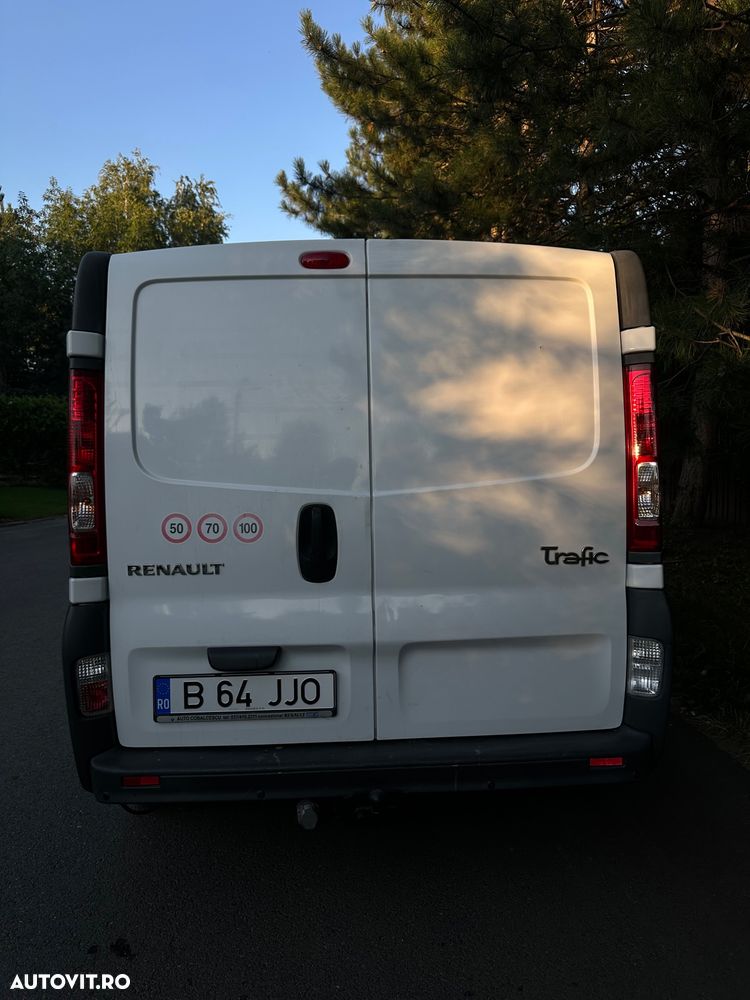 Renault Trafic - 9