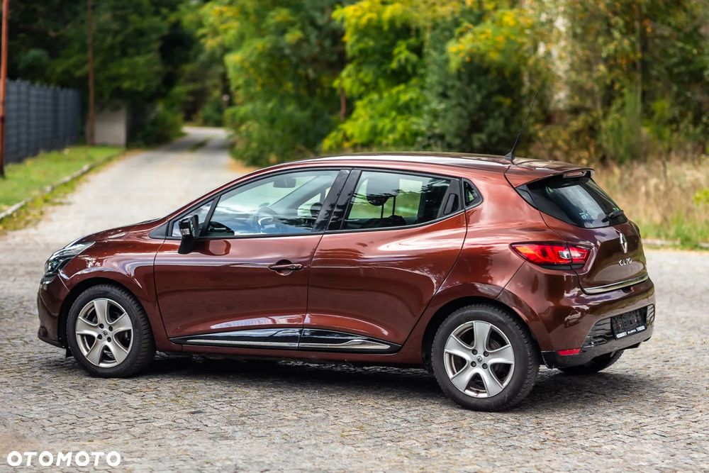 Renault Clio TCe 90 Paris - 14