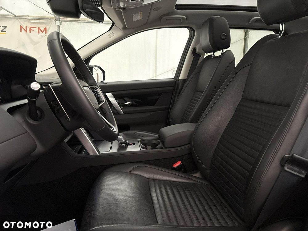 Land Rover Discovery Sport - 13
