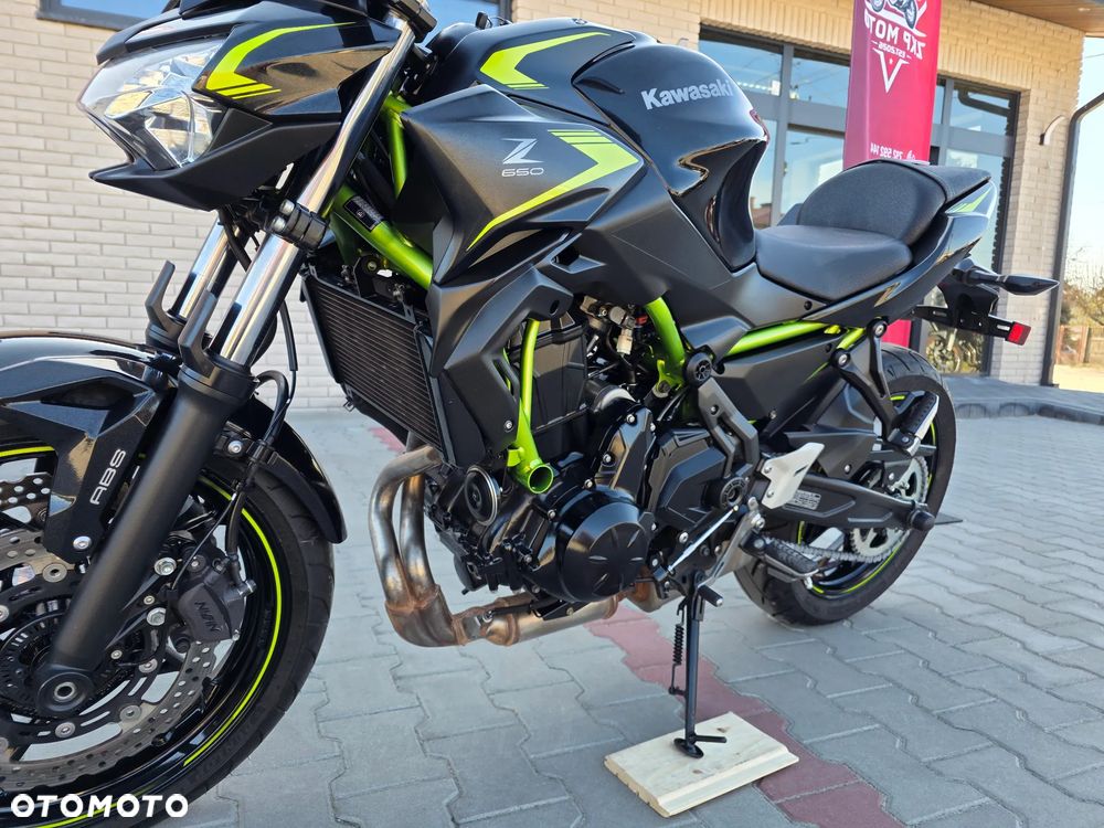 Kawasaki Z 650 - 24